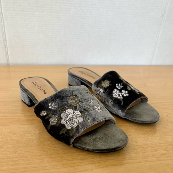 Zigi Soho velvet floral gray slides with small chunky heel - Picture 5 of 6
